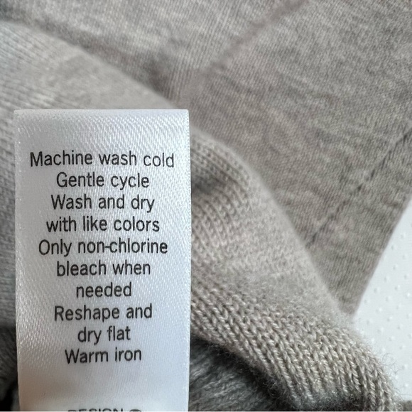 Athleta Merino Extra Fine Wool Sweater Pullover Women S Long Sleeve Tan Brown - Picture 12 of 12